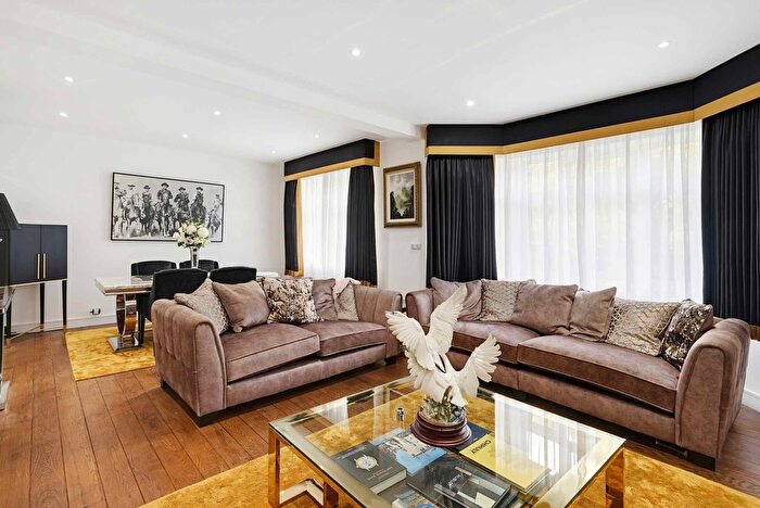 2 Bedroom Flat To Rent In Prince's Gate, Knightsbridge, London, SW7