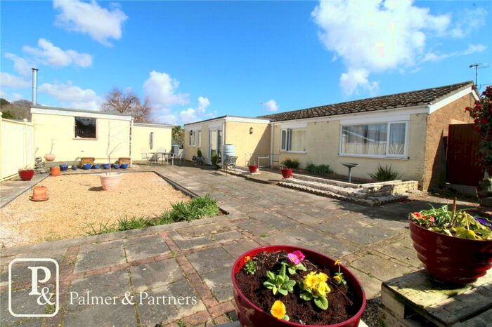 3 Bedroom Bungalow For Sale In St. Marys Park, Bucklesham, Ipswich, Suffolk, IP10