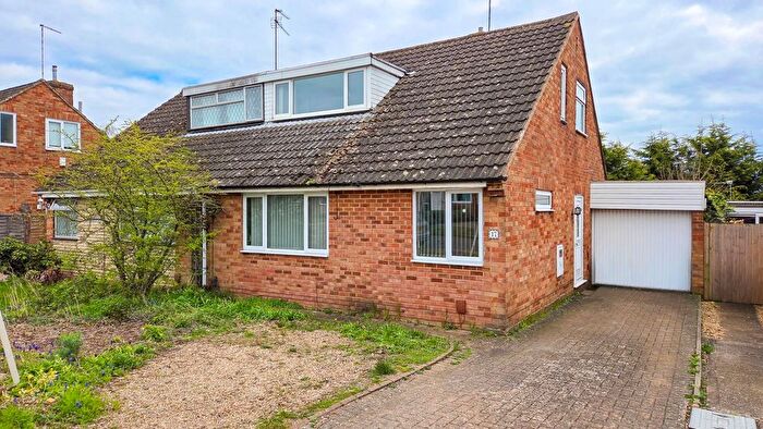 3 Bedroom Semi-Detached Bungalow For Sale In Pheasant Way, Kingsthorpe, Northampton, NN2