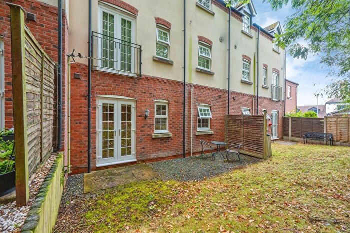 2 Bedroom Flat For Sale In St James Place, Norton Canes, Cannock, WS11
