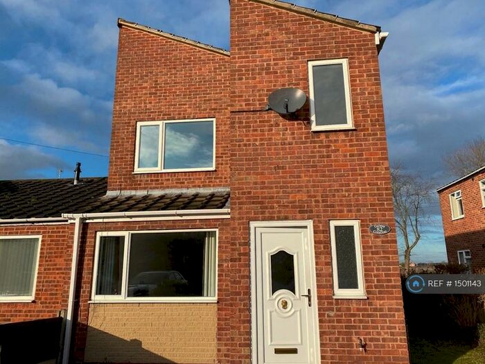 3 Bedroom End Of Terrace House To Rent In Galway Crescent, Retford, DN22