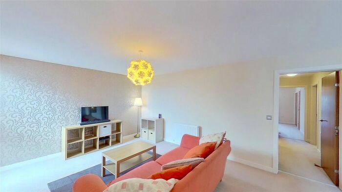 2 Bedroom Flat To Rent In Kimmerghame Path, Edinburgh, EH4