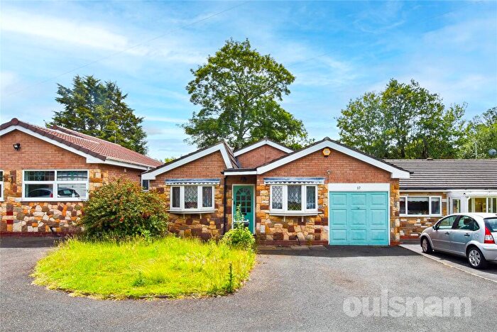3 Bedroom Bungalow For Sale In Woodvale Drive, Hall Green, Birmingham, West Midlands, B28