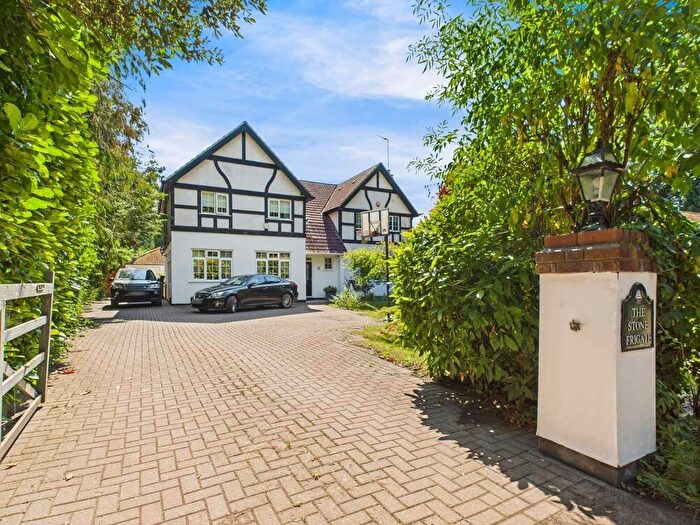 5 Bedroom House For Sale In Stanwell Road, Horton, Berkshire, SL3