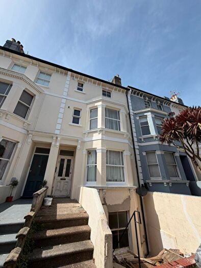1 Bedroom Flat To Rent In Lansdowne Street, Hove, BN3