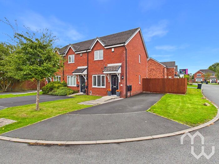 2 Bedroom Terraced House For Sale In White Moss Close, Whitestake, PR4