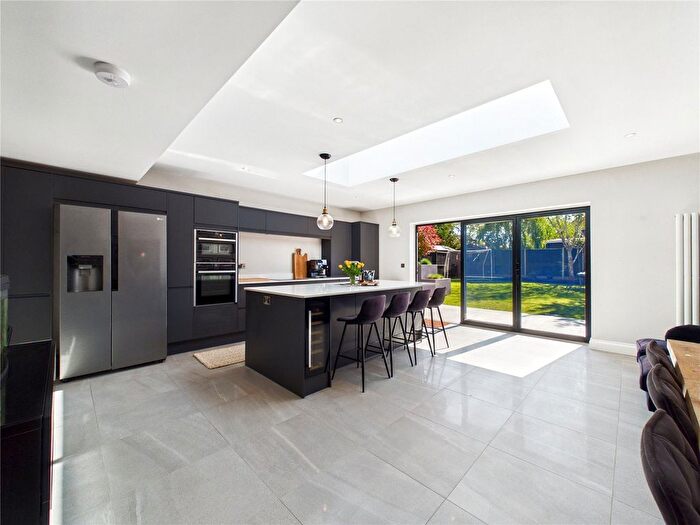 4 Bedroom Link Detached House For Sale In Shimbrooks, Great Leighs, Chelmsford, Essex, CM3