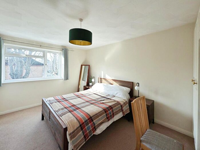 2 Bedroom Flat To Rent In Addiscombe Road, Croydon, CR0