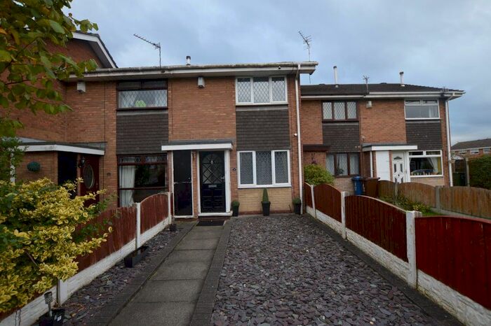 2 Bedroom Town House To Rent In Ryton Close, Wigan WN3