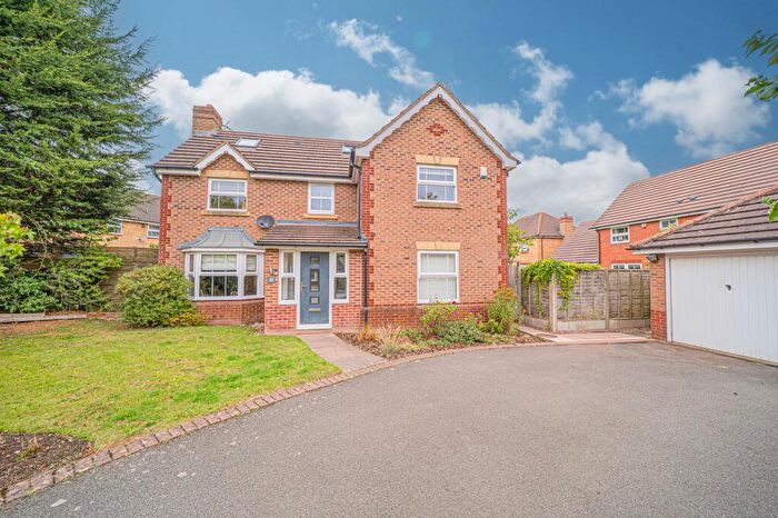 5 Bedroom Detached House For Sale In Lapwing Drive, Hampton-In-Arden, B92
