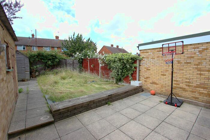 3 Bedroom Terraced House For Sale In Kirby Road, Dartford, Kent, DA2