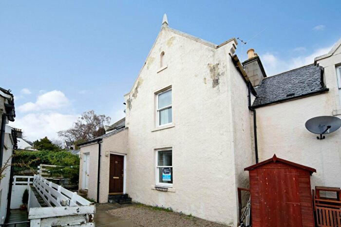 2 Bedroom Flat To Rent In Station Court, Banchory, AB31