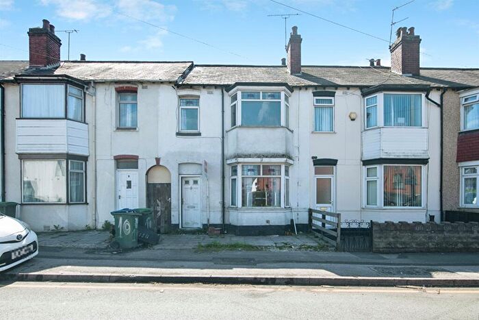 3 Bedroom Terraced House For Sale In New Swan Lane, West Bromwich, B70