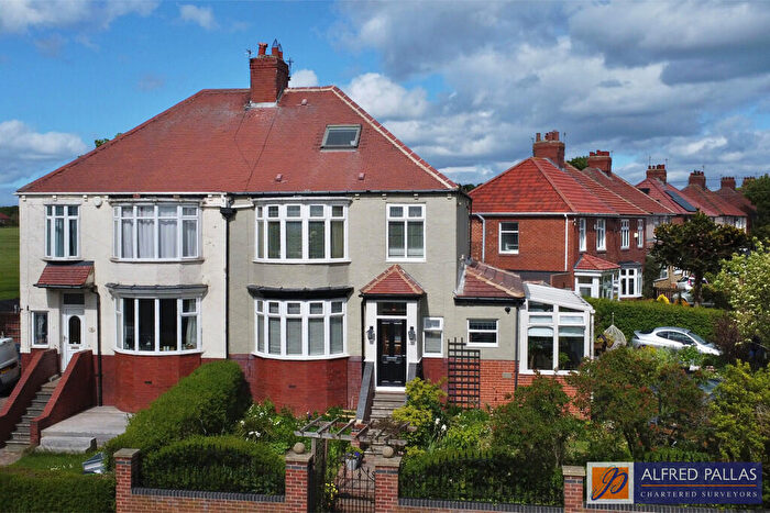 4 Bedroom Semi Detached House For Sale In Ashleigh Gardens, Cleadon, SR6