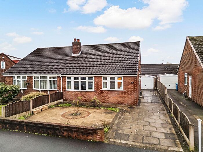 3 Bedroom Semi Detached House For Sale In Gainsborough Road, Warrington, WA4