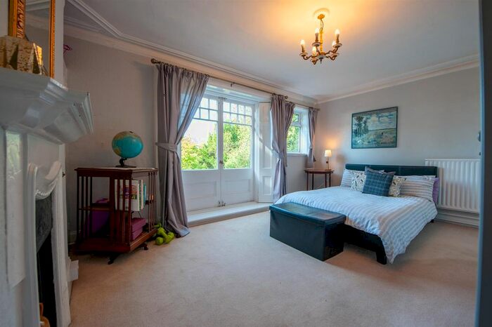 5 Bedroom Detached House For Sale In Ruckinge Road, Hamstreet, Ashford, TN26 - Photo 11