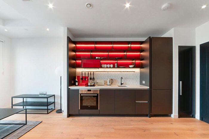 Apartment For Sale In Corson House, London City Island, E14