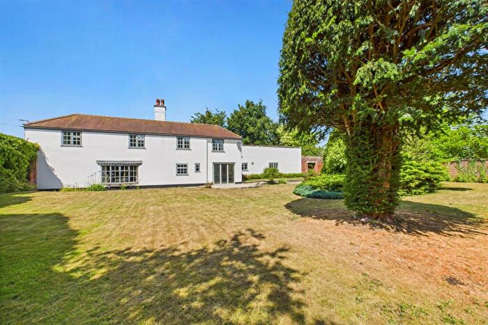 3 Bedroom Detached House For Sale In Broadgate Lane, Kelham, NG23