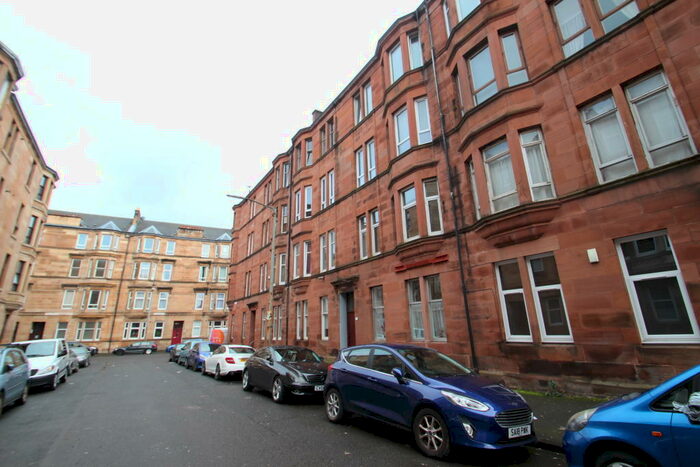 1 Bedroom Apartment To Rent In Bowman Street, Govanhill, G42