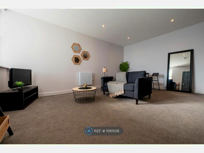 1 Bedroom Flat To Rent In West Street, Conisbrough, Doncaster, DN12