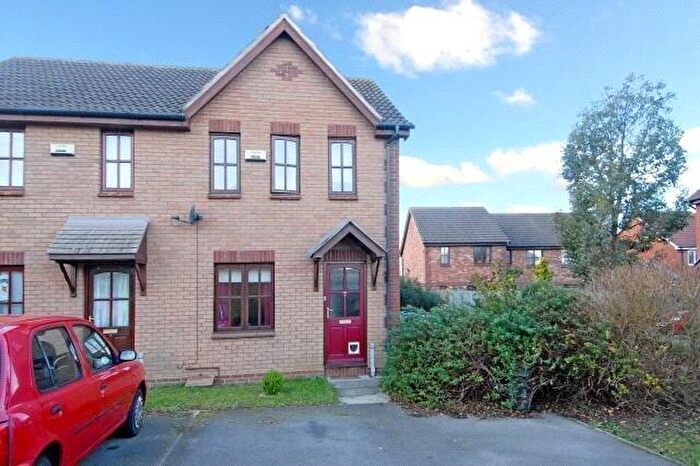 2 Bedroom End Of Terrace House For Sale In Bergamot Place, Oxford, OX4