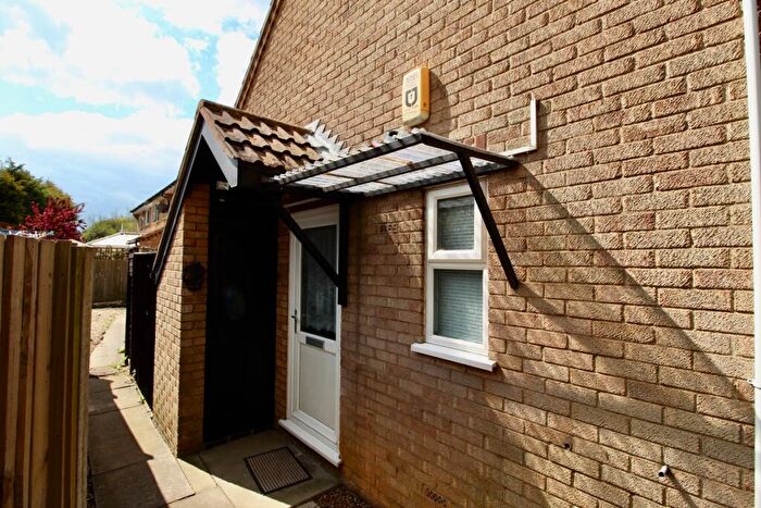 1 Bedroom Terraced House To Rent In Prospero Close, Woodston, Peterborough, PE2