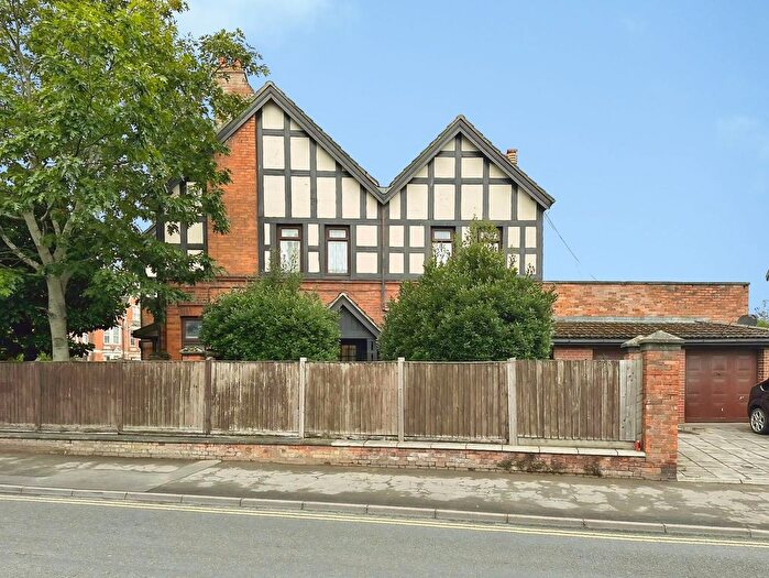 1 Bedroom Flat For Sale In Berrow Road, Burnham-On-Sea, TA8