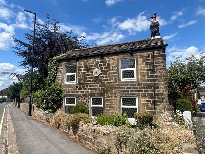 3 Bedroom Detached House To Rent In Cherry Trees, Burley In Wharfedale, Ilkley, LS29