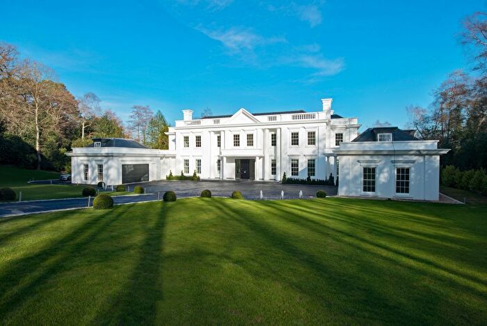 8 Bedroom Detached House For Sale In East Road, St George's Hill, KT13