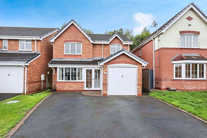 3 Bedroom Detached House For Sale In Wakeman Drive, Tividale, Oldbury, B69