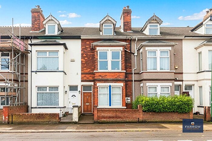 4 Bedroom Terraced House For Sale In Harrington Street, Cleethorpes, DN35