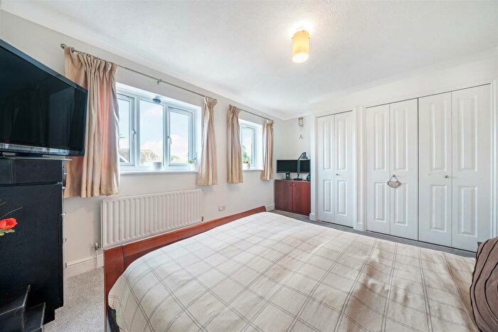 2 Bedroom Semi-Detached House For Sale In Pilgrims Way, Nyetimber, PO21