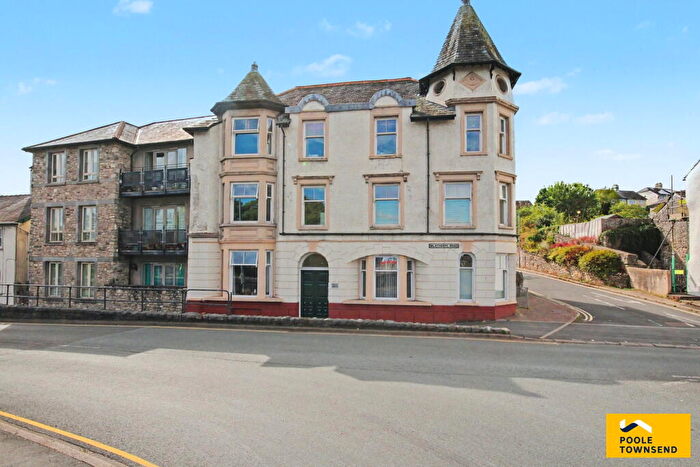 2 Bedroom Apartment For Sale In Cock & Dolphin Yard, Kendal, LA9