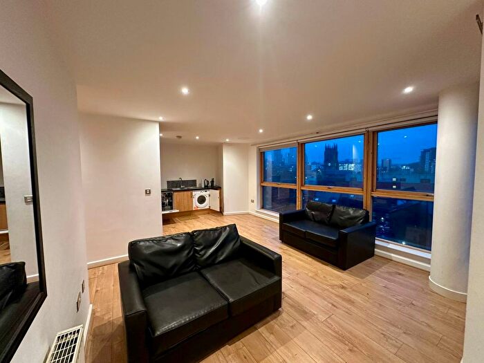 2 Bedroom Flat To Rent In St. James Quay, Leeds, LS10