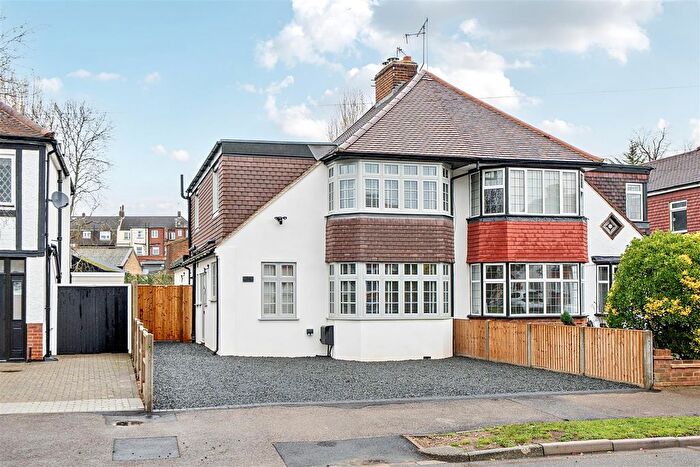 4 Bedroom Semi Detached House For Sale In Briarwood Road, Stoneleigh, KT17