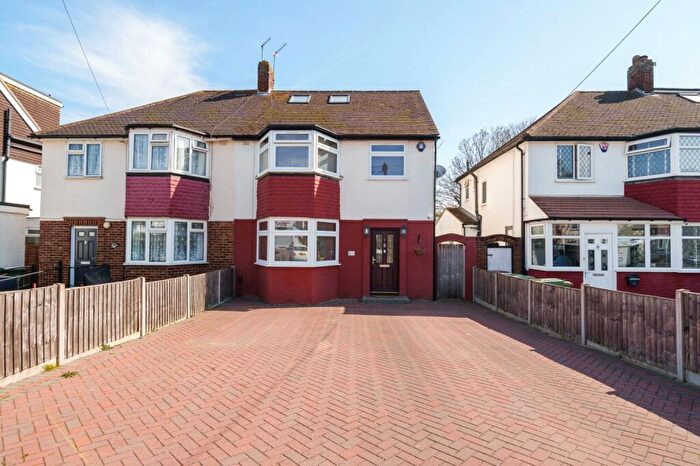 4 Bedroom Semi Detached House For Sale In Riverside Road, Sidcup, DA14