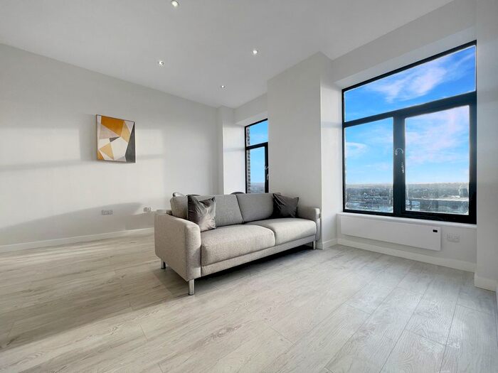 2 Bedroom Flat To Rent In Block F, Victoria Riverside, Leeds City Centre, LS10