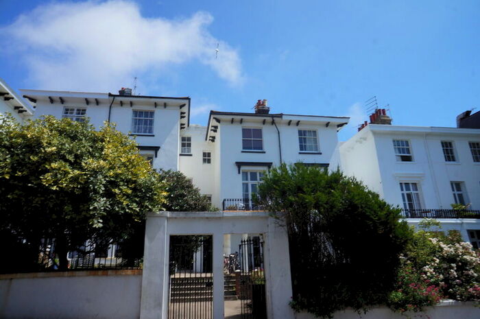 Studio To Rent In Norfolk Square, Brighton, BN1