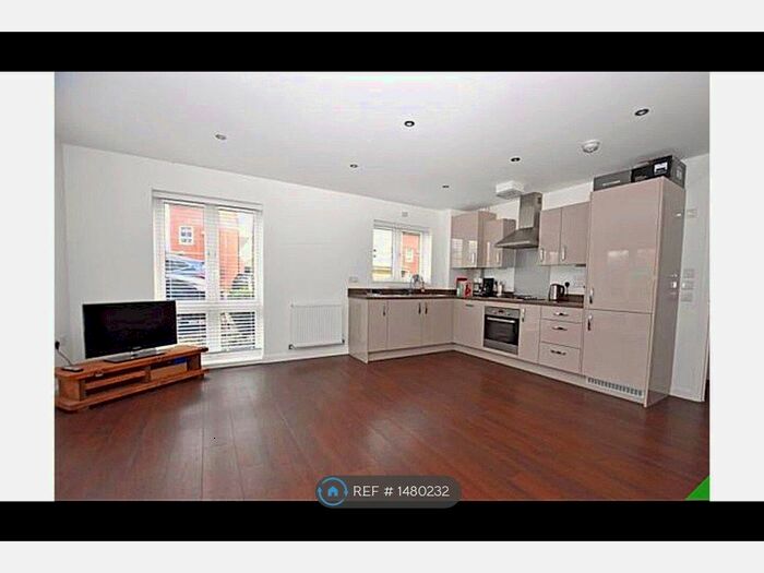 1 Bedroom Flat To Rent In Garratt House, Worthing, BN13