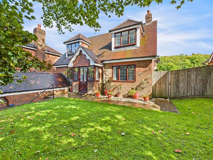 4 Bedroom Detached House For Sale In Brighton Road, Hooley, Coulsdon, CR5