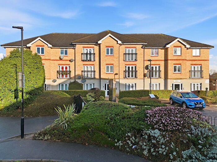 2 Bedroom Property For Sale In Tysoe Avenue, Enfield, EN3