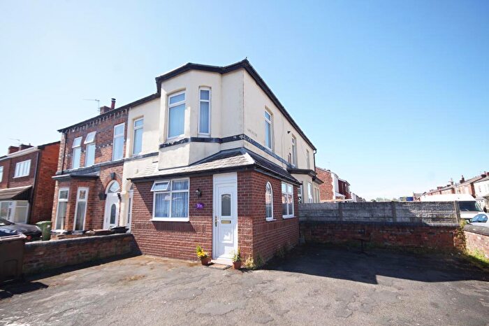 5 Bedroom Semi Detached House For Sale In Upper Aughton Road, Birkdale, Southport, Merseyside, PR8