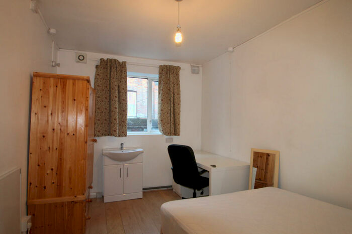 Studio To Rent In Holloway Road, Holloway, London, N7