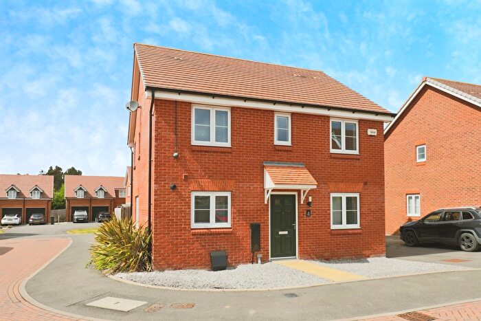 3 Bedroom Detached House For Sale In Thorn Drive, Drakes Broughton, Pershore, WR10