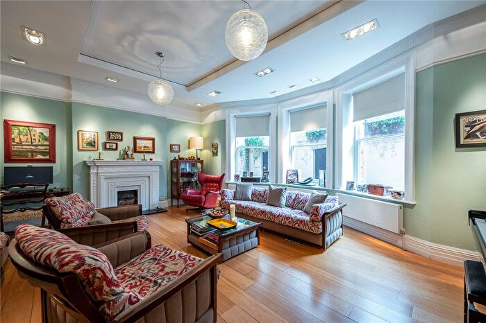 4 Bedroom Flat For Sale In Wynnstay Gardens, London, W8