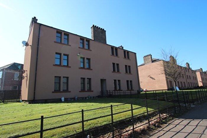 2 Bedroom Flat To Rent In Strathmore Avenue, Dundee, DD3