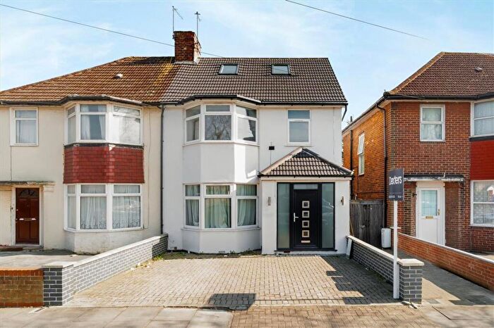 5 Bedroom Semi-Detached House To Rent In Monks Park, Wembley, HA9
