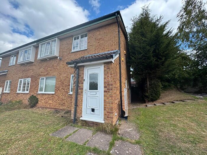 2 Bedroom Ground Maisonette To Rent In Willmore Grove, Birmingham, B38