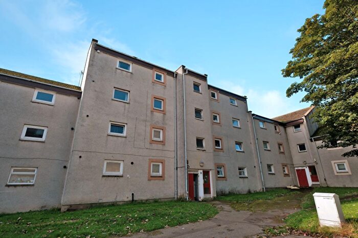 2 Bedroom Flat For Sale In Seaton Walk, Aberdeen, AB24