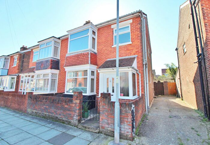 3 Bedroom Semi-Detached House For Sale In Madeira Road, Hilsea, PO2